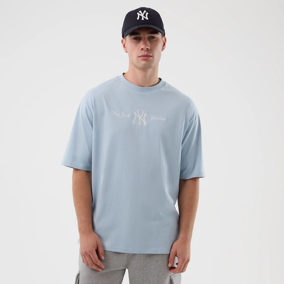 New York Yankees MLB Script Pastel Blue Oversized T-Shirt-klyvox