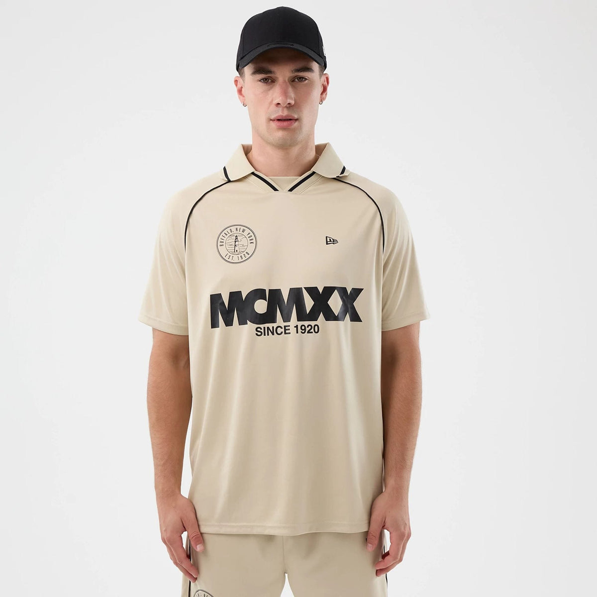 New Era Football Light Beige T-Shirt-klyvox
