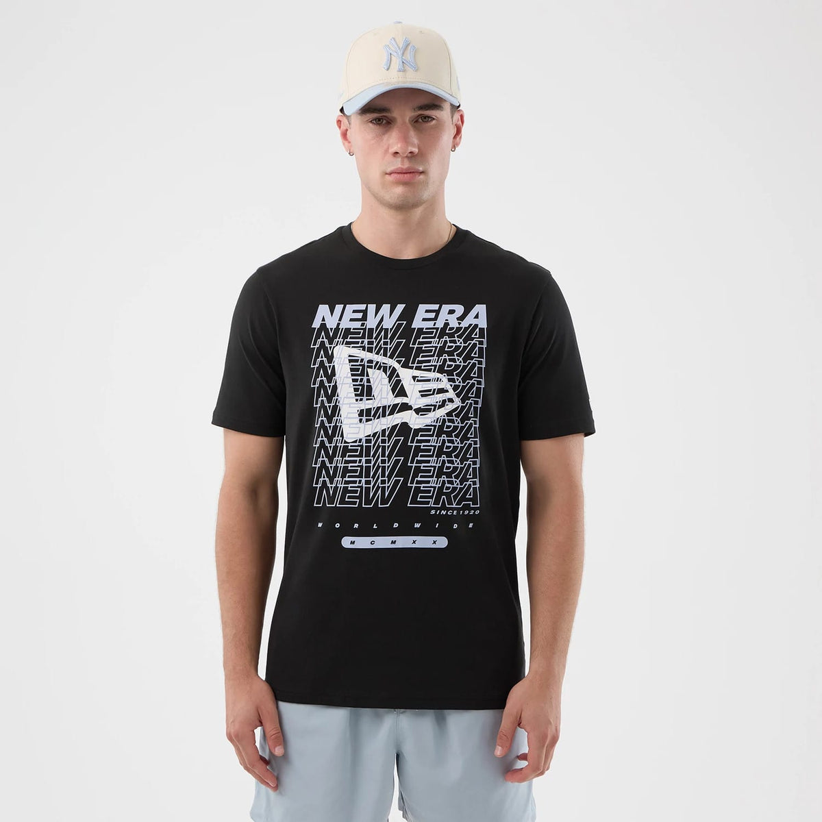 New Era Logo Graphic Black T-Shirt-klyvox