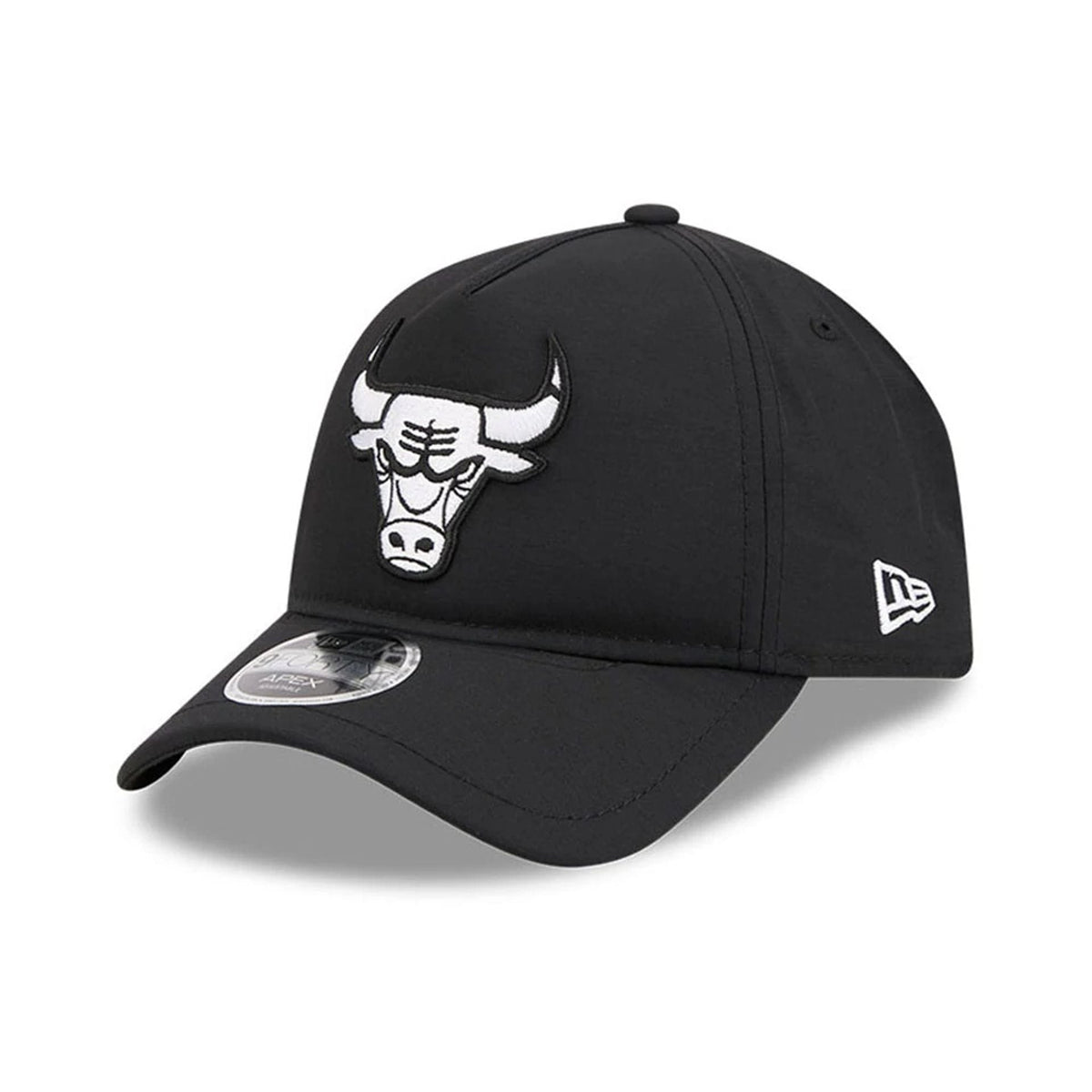 Bulls NBA Quickstrike Black 9FORTY Apex Adjustable Cap-klyvox
