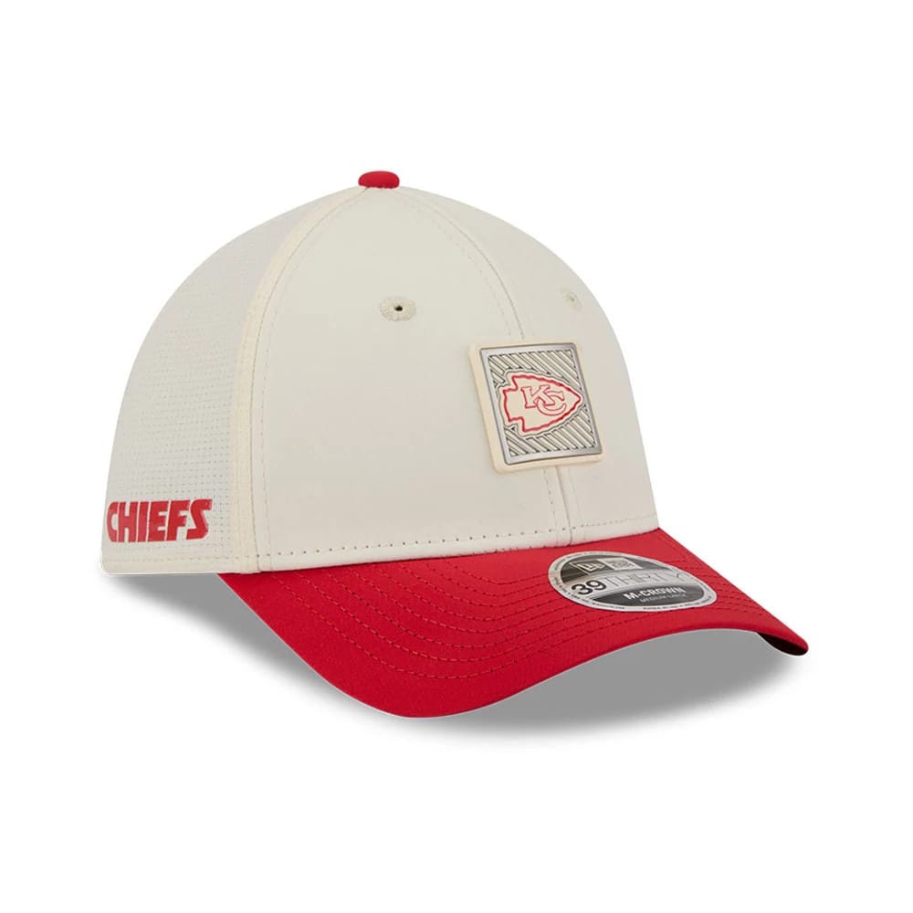 Kansas City Chiefs NFL Training 2026 White 39THIRTY M-Crown Stretch Fit Cap-klyvox