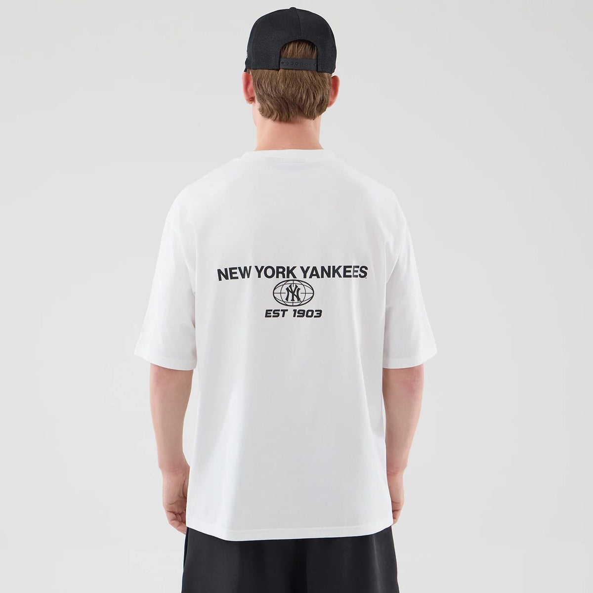 New York Yankees MLB Logo Graphic White Oversized T-Shirt-klyvox