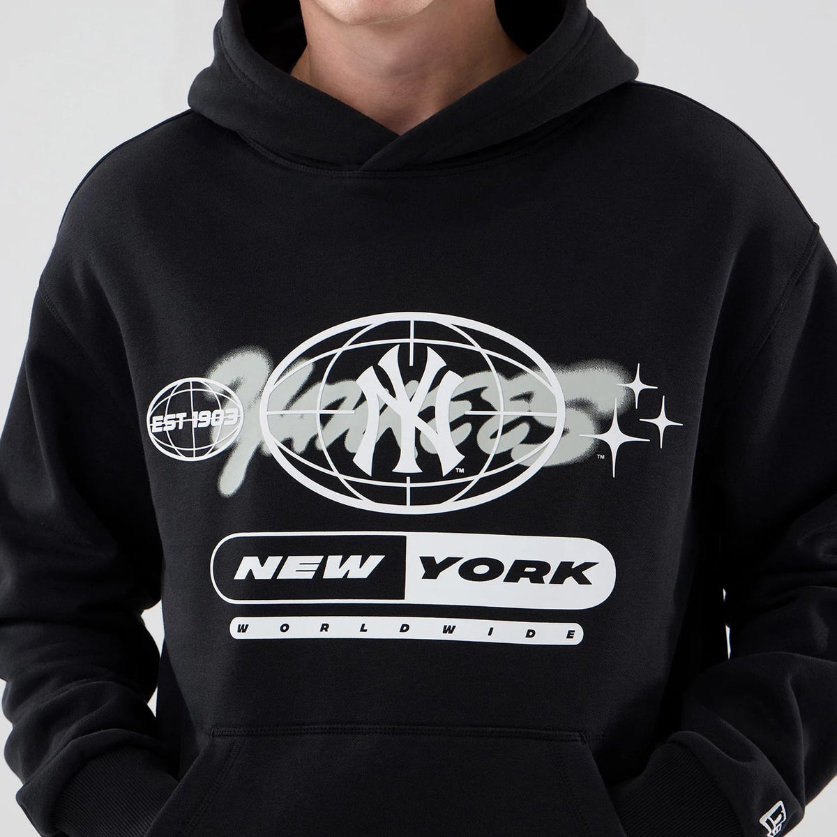 New York Yankees MLB Logo Graphic Black Oversized Pullover Hoodie-klyvox