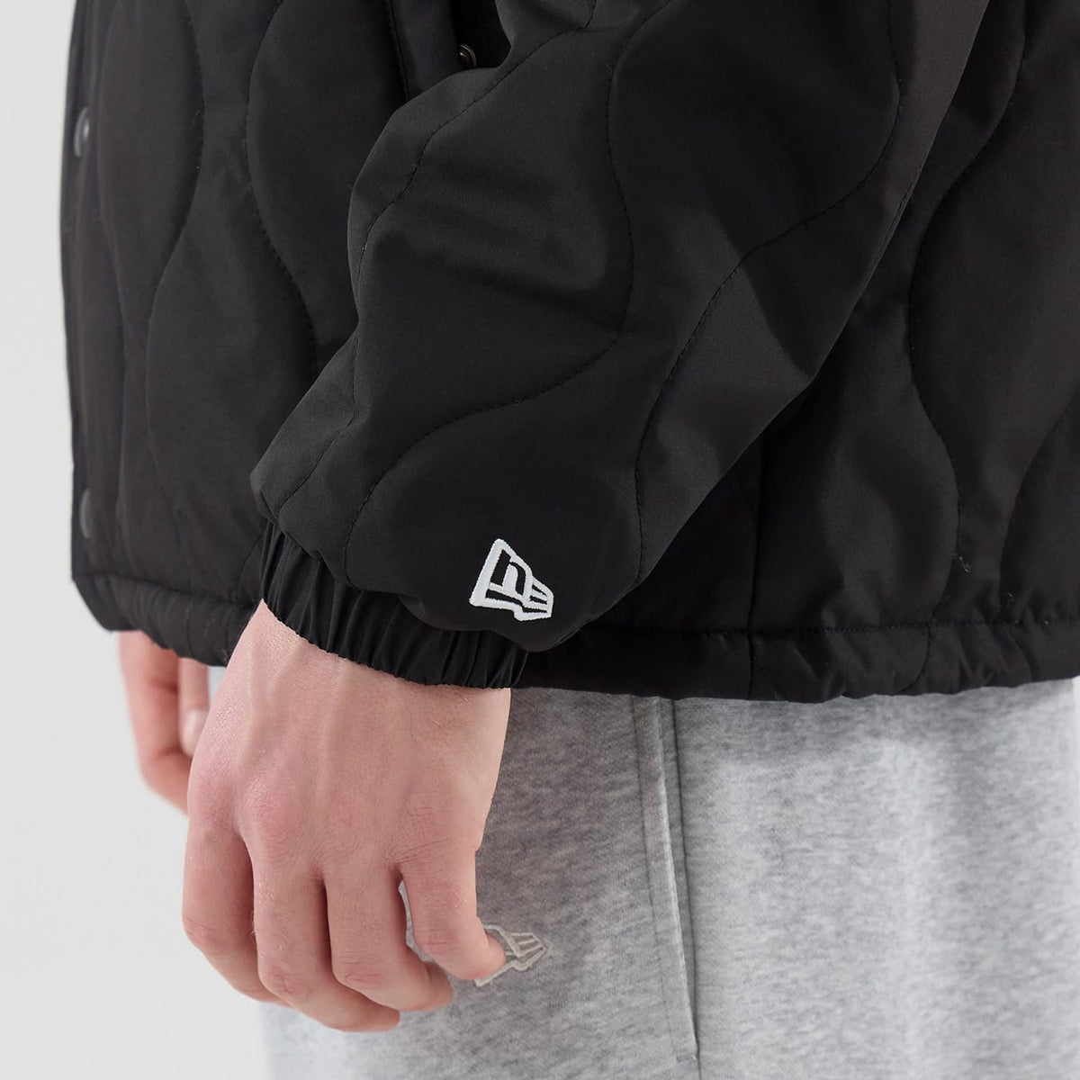 New Era Quilted Coaches Black Jacket-klyvox