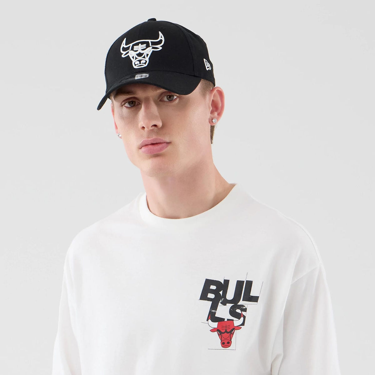 Chicago Bulls NBA Player Graphic White Oversized T-Shirt-klyvox