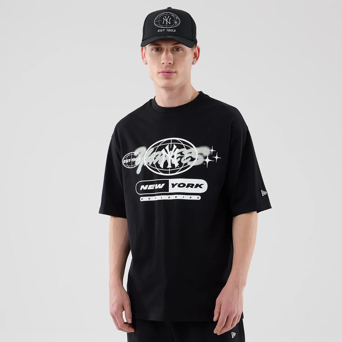 New York Yankees MLB Logo Graphic Black Oversized T-Shirt-klyvox