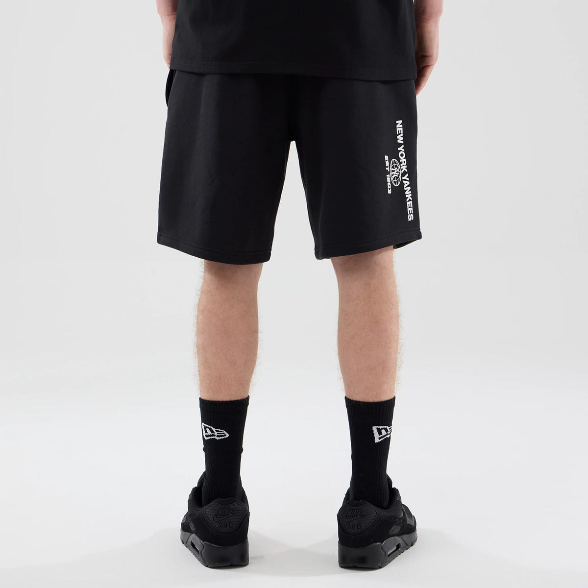 New York Yankees MLB Logo Graphic Black Oversized Shorts-klyvox