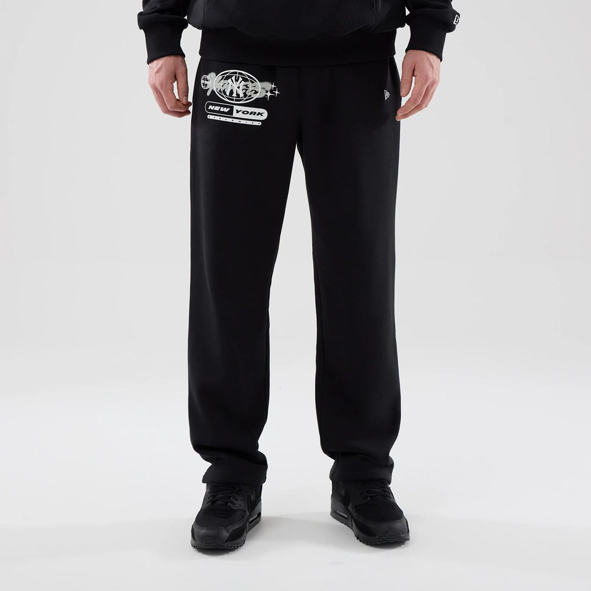 New York Yankees MLB Logo Graphic Black Straight Leg Joggers-klyvox