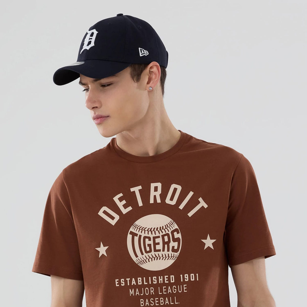Detroit Tigers MLB Graphic Brown T-Shirt-klyvox